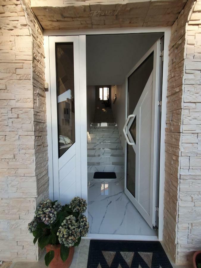 ראב Apartments Kim מראה חיצוני תמונה